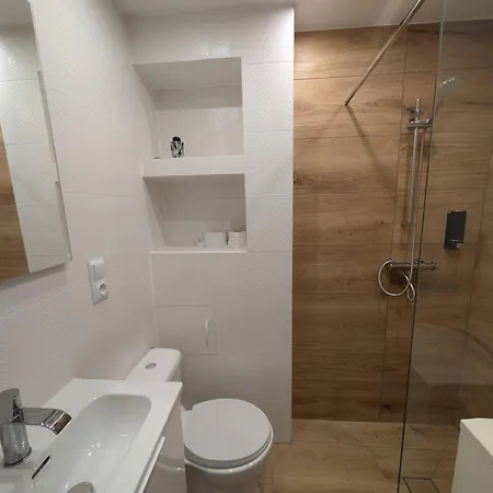 Aparto 1 Apartman Złotów
